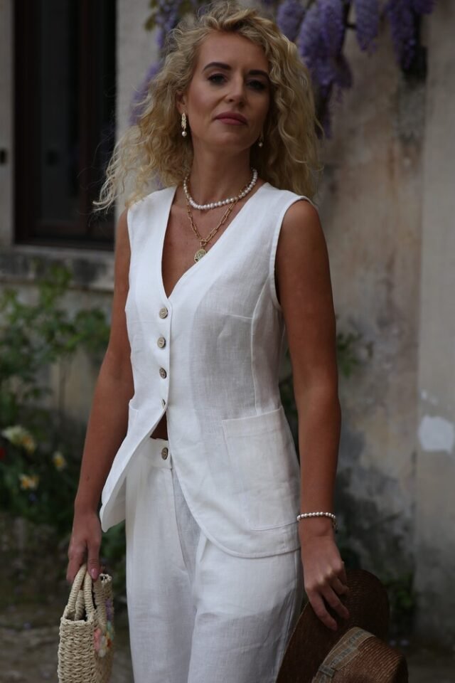 White-linen-vest-JAVA-1