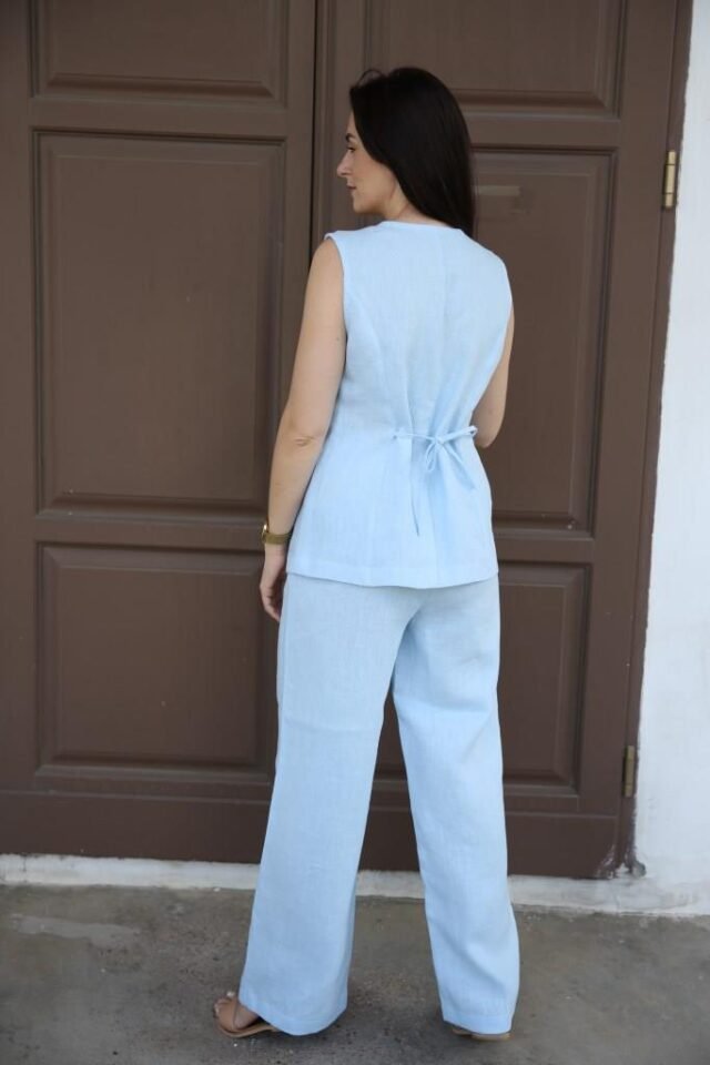 Sky blue linen vest and pants set back