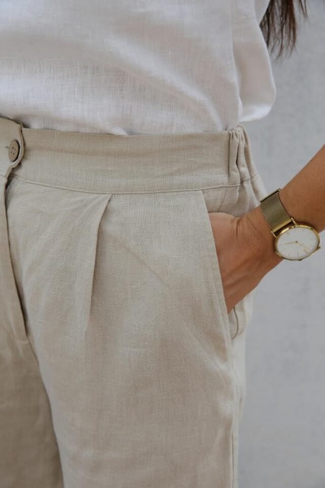 Classic linen long shorts