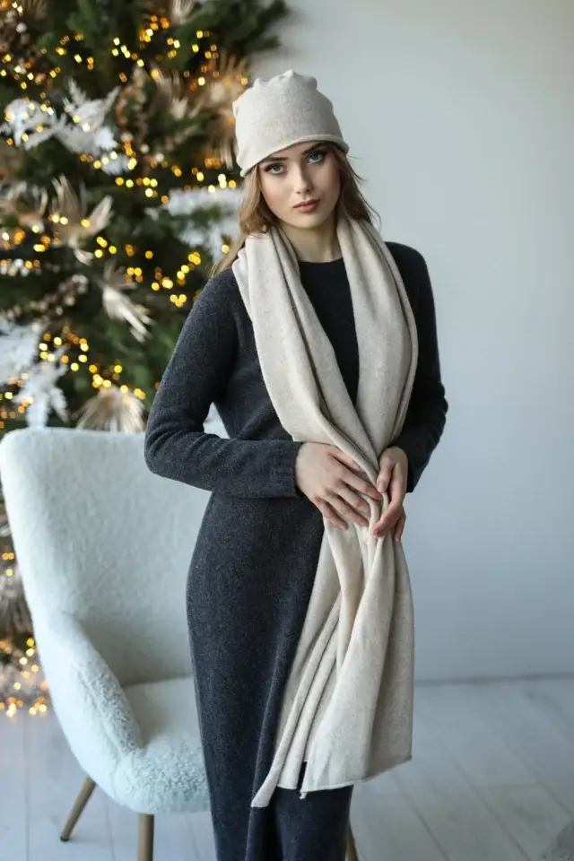 Scarf-knitted-wool-and-cashmere-4-scaled