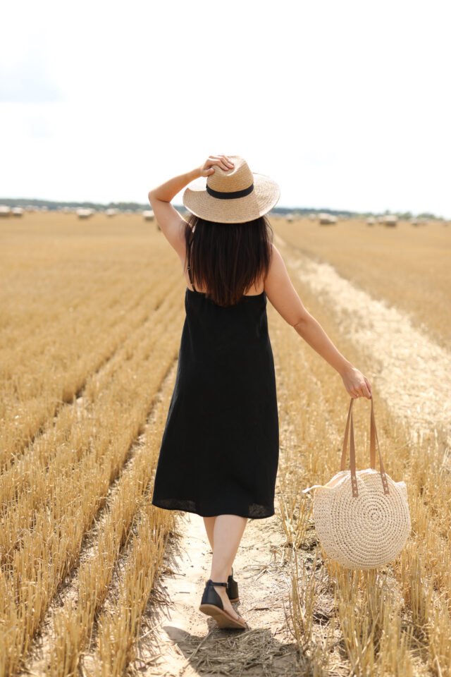 a shape linen dress