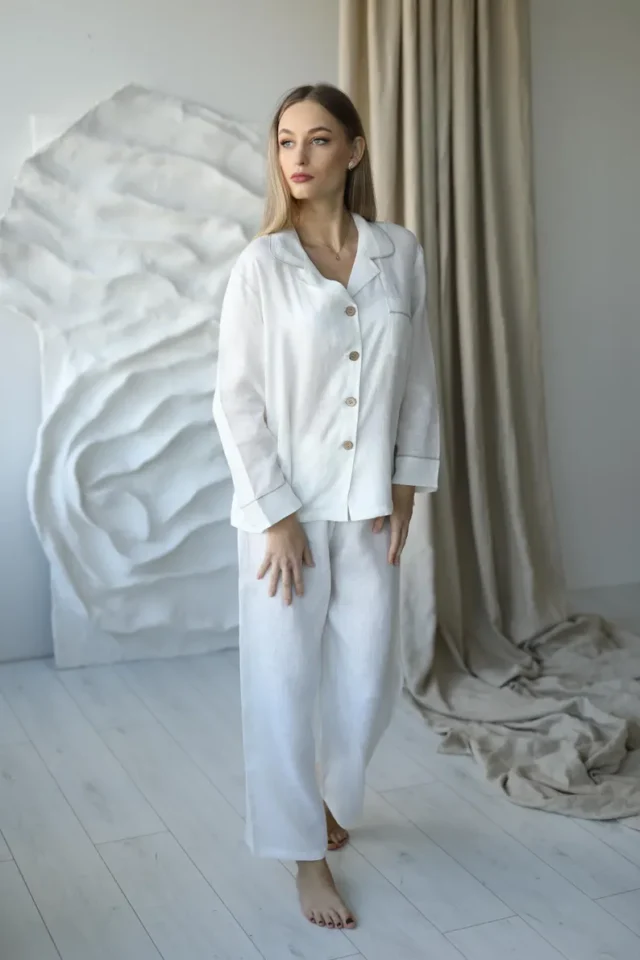 Linen-pajama-set-for-women