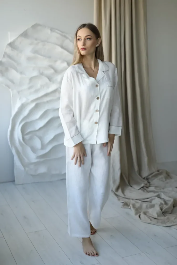 Linen-pajama-set-for-women