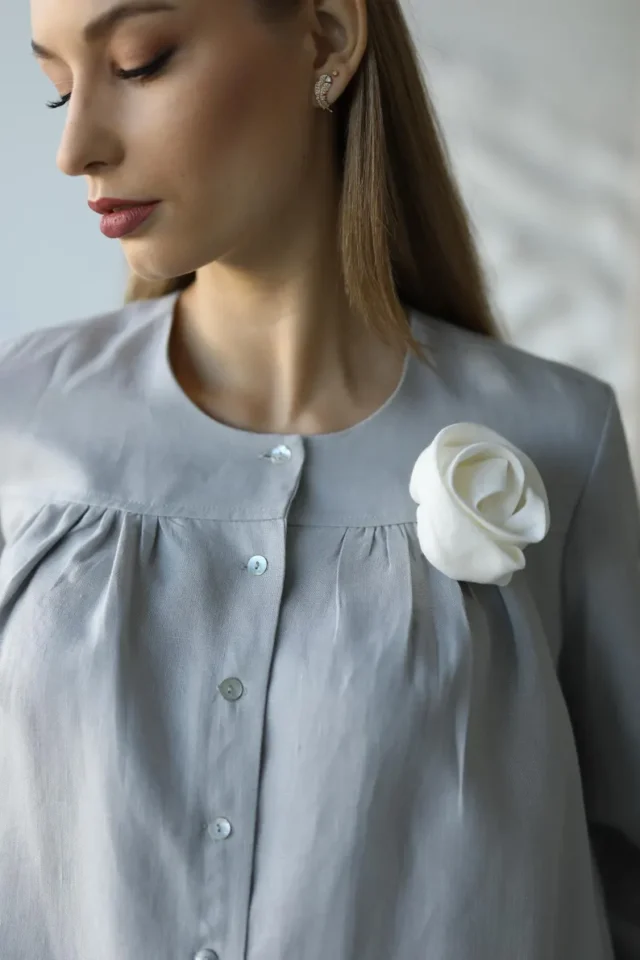 white-linen-rose-brooch