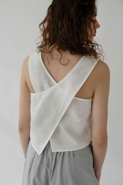 PINAFORE-cross-back-linen-tank-top-3