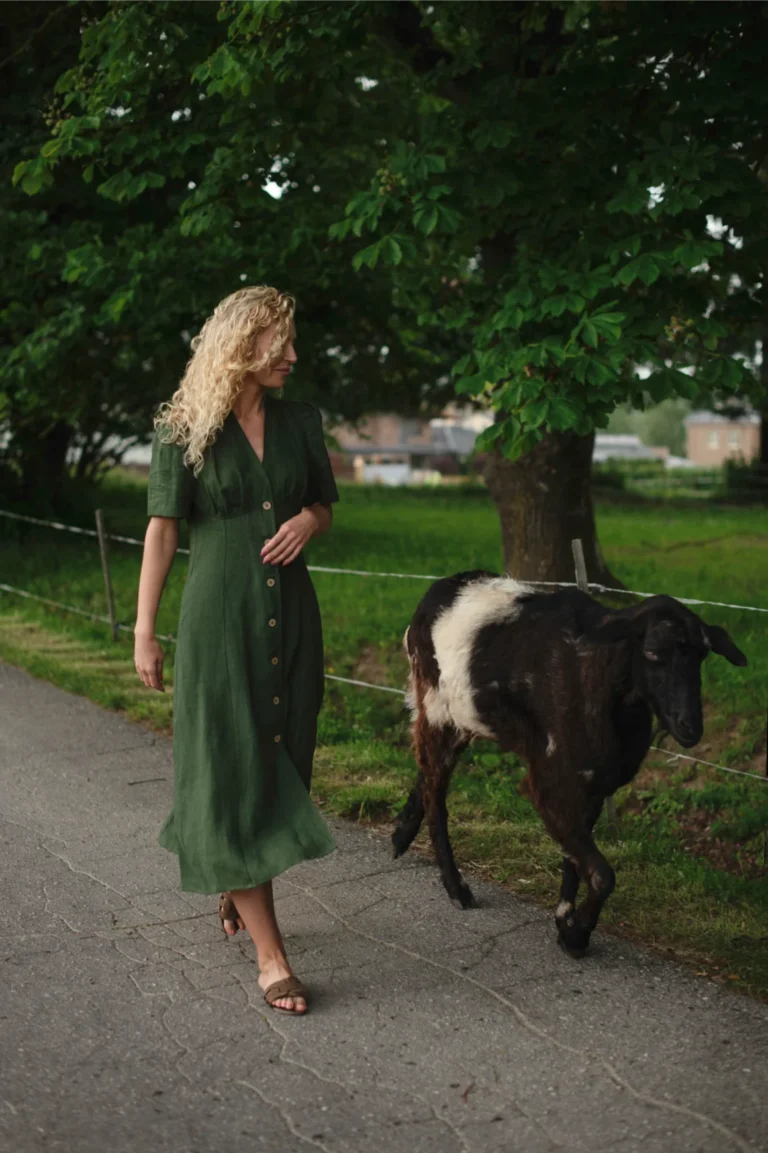 BOHO-linen-dress-in-forest-green-2