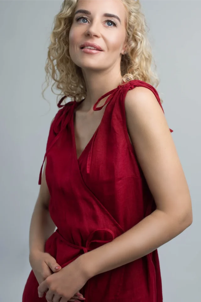 DUBAI-linen-sleeveless-wrap-dress-in-red-9