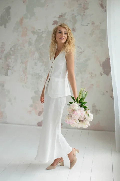 Fiorella-linen-set-of-vest-and-long-skirt-for-women-in-white-4