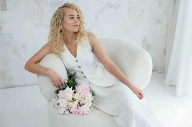Fiorella-linen-set-of-vest-and-long-skirt-for-women-in-white-9