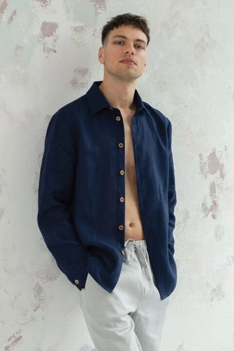 HAVANA-linen-shirt-for-men-in-navy-blue.